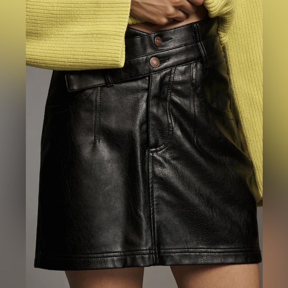 NWT Pilcro Bombshell Faux Leather High Waisted Mini Skirt
